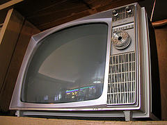 "new" vista television (Riverview Th...